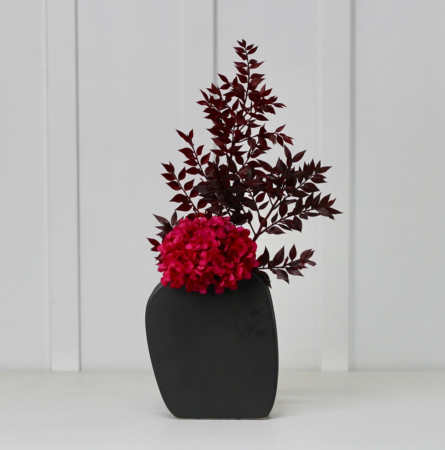Fleur Ikebana Arrangement