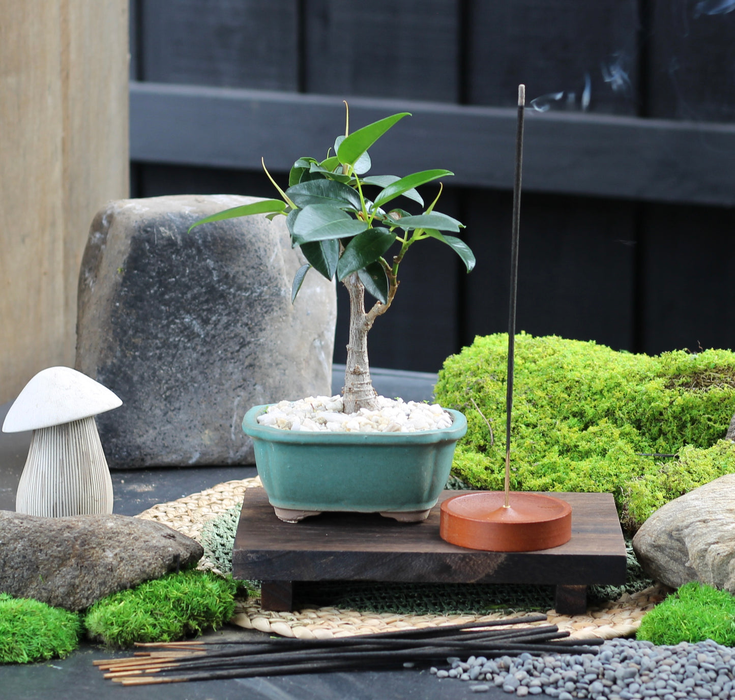 Incense Sticks With Timber Holder - Lemon Grass Fragrance